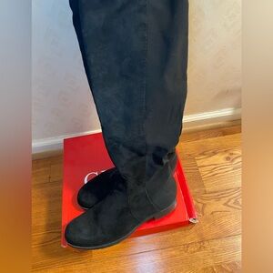 🖤Guess To the Knee Sz 9 Black Boots🖤